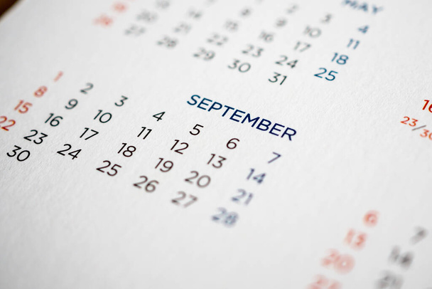 Page calendrier de septembre avec mois et dates - Photo, image