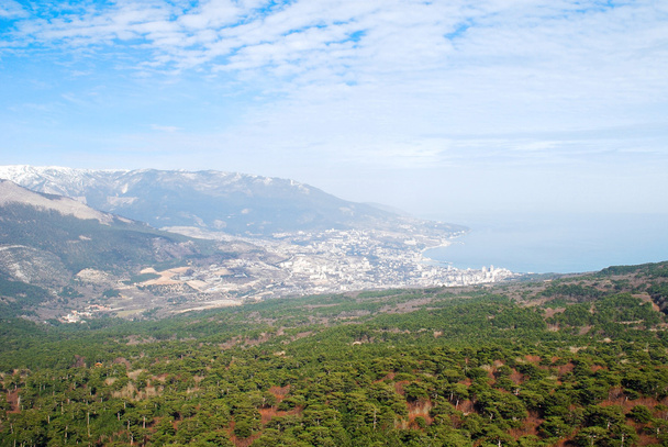 Vista de primavera de Yalta
 - Foto, Imagem