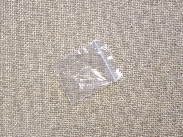Διαφανής μικρή zip κλειδαριά πλαστική τσάντα - Φωτογραφία, εικόνα