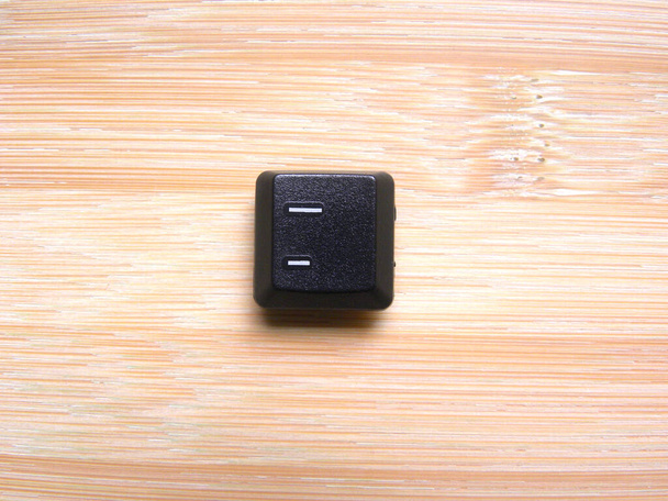 Zwarte kleur Minus en underscore toets van computer toetsenbord - Foto, afbeelding