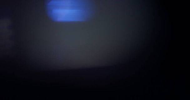Lente abstracta Flare Bokeh luces fugas de un cristal colorido arco iris luz fugas rayos sobre fondo negro
 - Foto, Imagen
