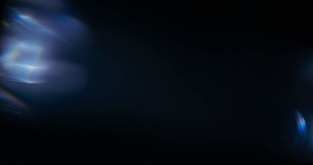 Prism Gökkuşağı Işığı Siyah Arkaplan 'da - Fotoğraf, Görsel