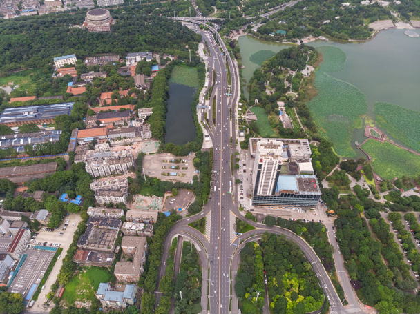 Hubei Wuhan letní město panorama - Fotografie, Obrázek