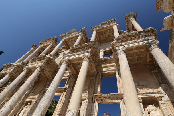 Bibliothek des Celsus in der antiken Stadt Ephesus, Stadt Selcuk, Stadt Izmir, Türkei - Foto, Bild