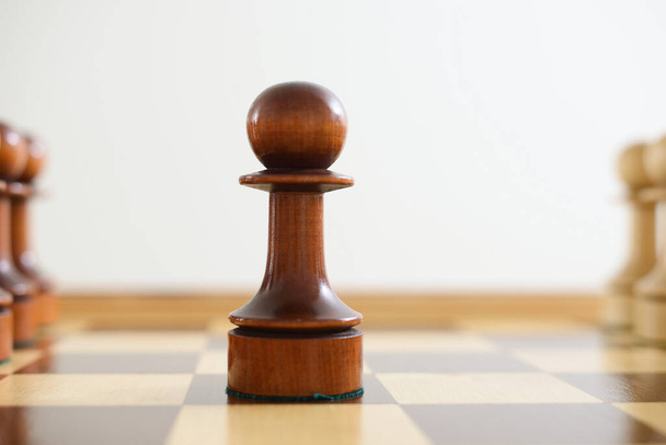 šachovnice s figurkami - Fotografie, Obrázek