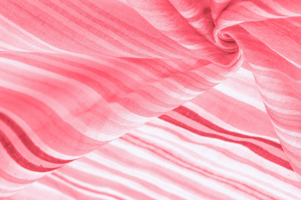Текстура, фон, візерунок, червоні смуги малини, бавовняна тканина, Mapudungun poncho, ковдра, вовняна тканина - це верхній одяг, призначений для підтримання тепла тіла
. - Фото, зображення
