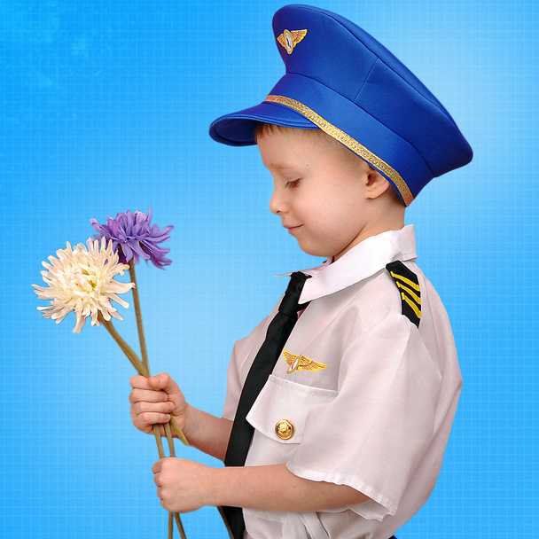 Petit garçon en costume Pilote
 - Photo, image