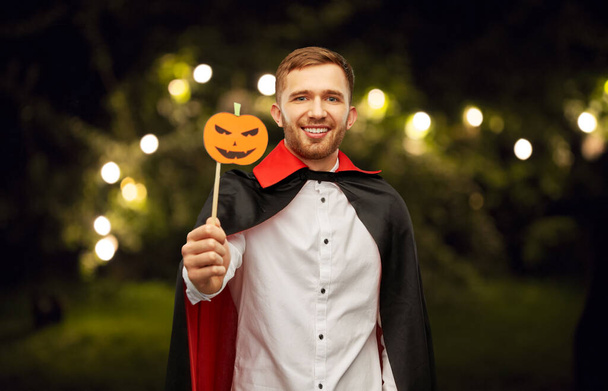 happy man in halloween costume of vampire - Foto, immagini
