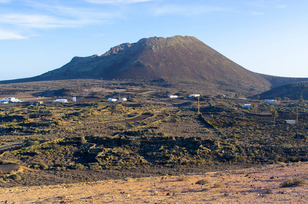 Вулканический ландшафт острова Лансароте - Испания - Фото, изображение