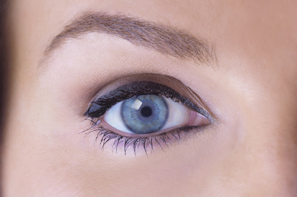 zblízka ženského oka - Fotografie, Obrázek