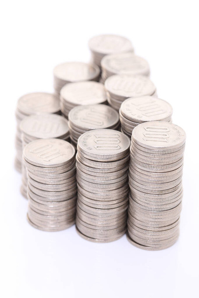 stacked Japanese 100yen coins - Foto, imagen