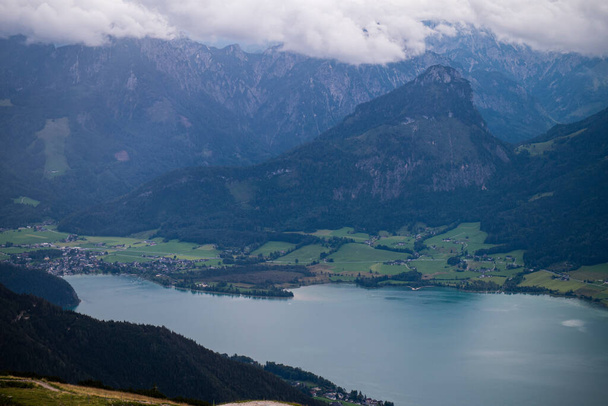 2020年8月、オーストリア・ザルツブルク州のシャフベルク山の風景 - 写真・画像