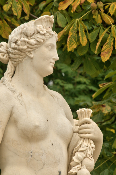 Francia, estatua de mármol en el Palacio de Versalles
 - Foto, imagen