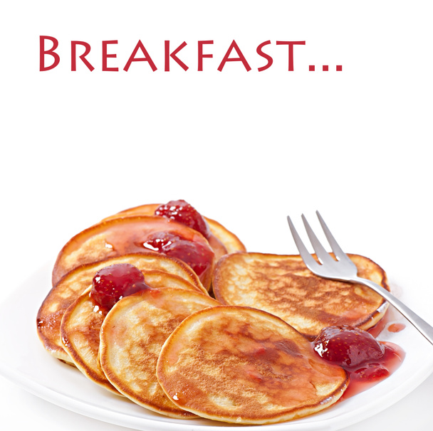 Delicious pancakes with strawberry jam - Foto, Imagen