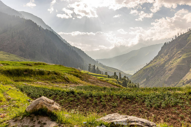 Melhor paisagem da estação de colina em Naran Paquistão - Foto, Imagem