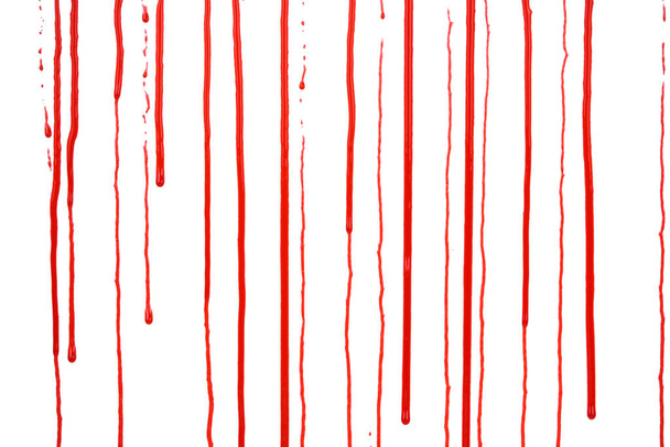 Csöpögő vér, fehér háttérrel. Folyó vörös vér fröccsenés, cseppek és nyomvonal - Fotó, kép