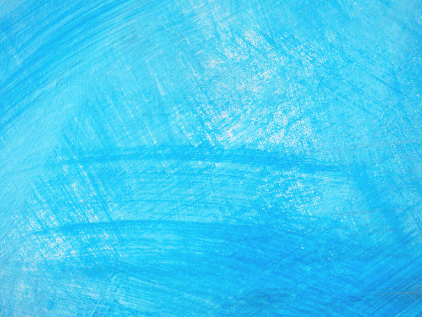 Fond abstrait bleu clair dessiné à la main. Mur grossièrement peint avec de la peinture bleue. Bannière avec espace de copie pour le texte. - Photo, image