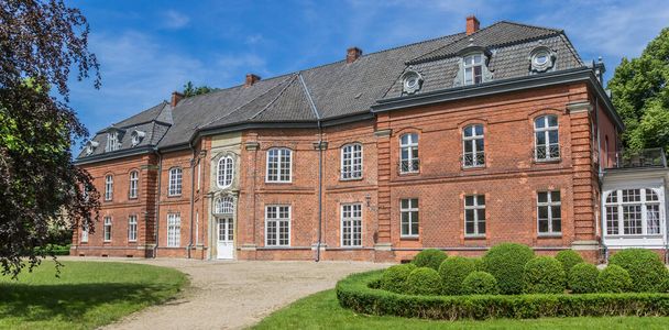 Dimora storica dei Principi e giardino a Plon, Germania - Foto, immagini