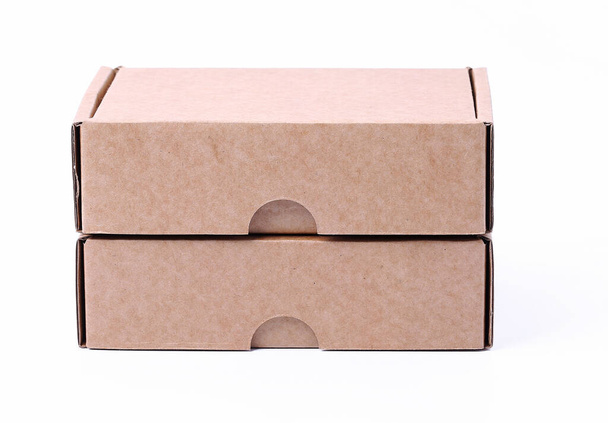 Cajas de cartón sobre fondo blanco - Foto, Imagen