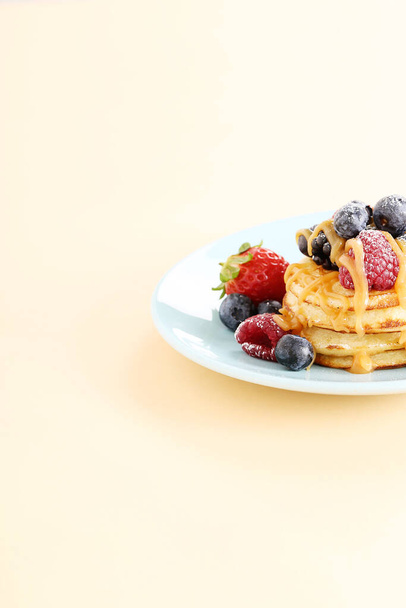 Yummy pancakes on the table - Foto, Imagen