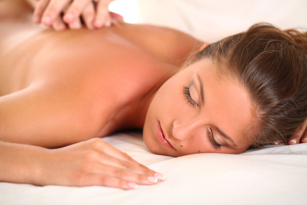 Portrait of beautiful caucasian woman enjoy massage  - Foto, immagini