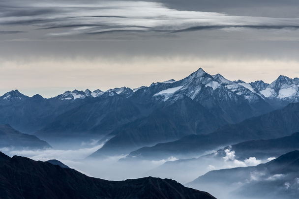 Vista de Monte Bianco (Mont Blanc) Valle d 'Aosta Italy
 - Foto, Imagem