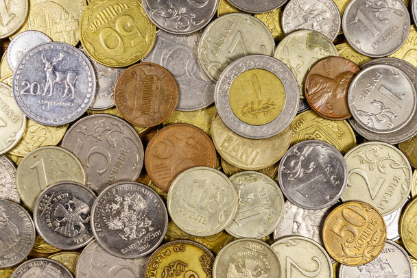 Background of various coins from different countries - Foto, Imagem