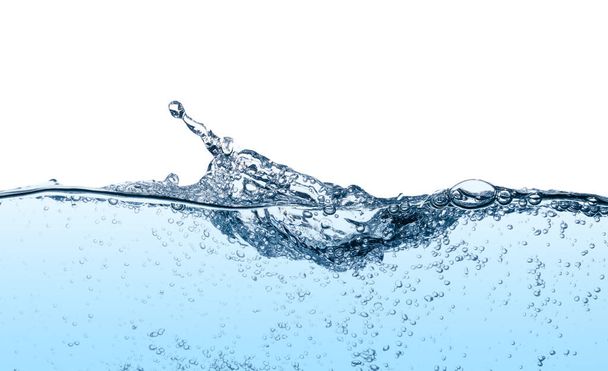 Питьевая вода и абстрактный воздушный пузырь на белом фоне - Фото, изображение