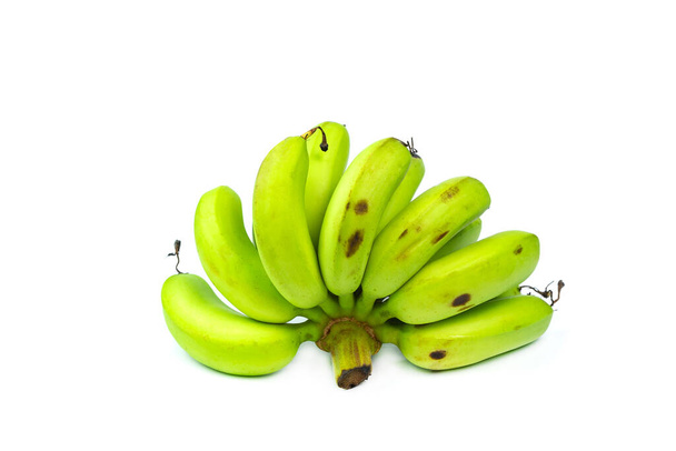 Plátano fresco verde sobre fondo blanco aislado - Foto, Imagen