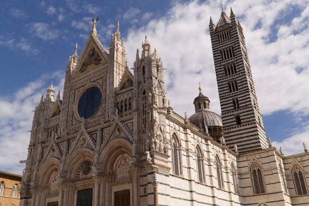 Die herrliche Kathedrale von Siena - Foto, Bild