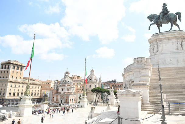 Altar of the Fatherland. also known as the Monumento Nazionale a Vittorio Emanuele II  - Foto, Imagen