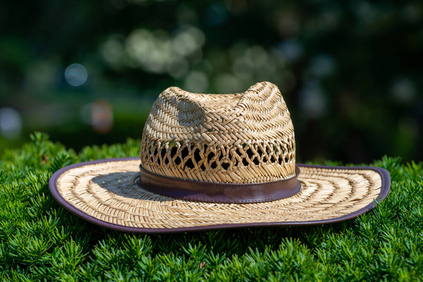 straw hat for sun protection on the beach in summer fashon man women - Zdjęcie, obraz