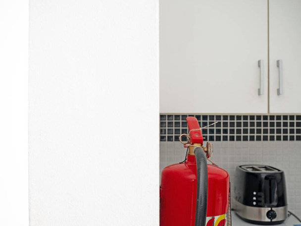 Imagem de extintores de incêndio na cozinha - Foto, Imagem