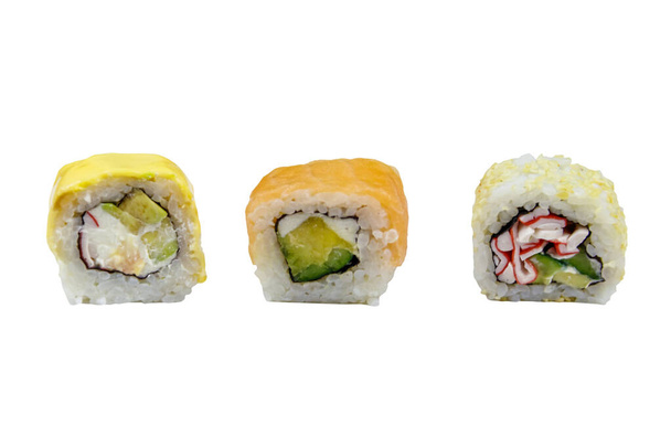 Τρία διαφορετικά ρολά σούσι απομονωμένα σε λευκό φόντο - Φωτογραφία, εικόνα