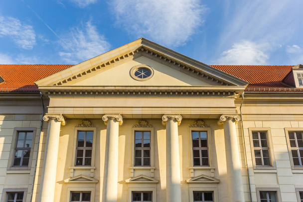 Фасад исторического здания Амцгерихта в Брауншвейге, Германия - Фото, изображение