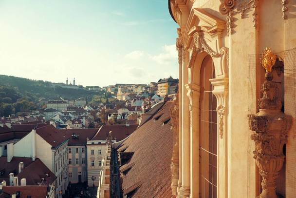 Praha panorama střechy s historickými budovami v České republice. - Fotografie, Obrázek