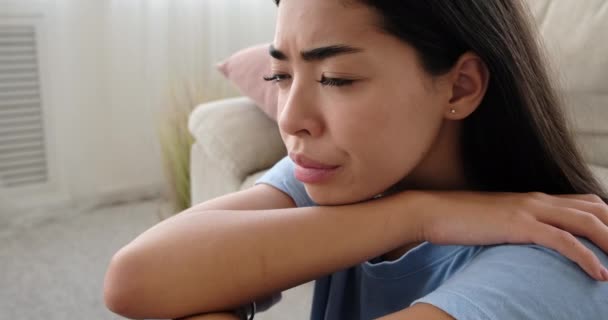 Heartbroken woman crying at home - Footage, Video