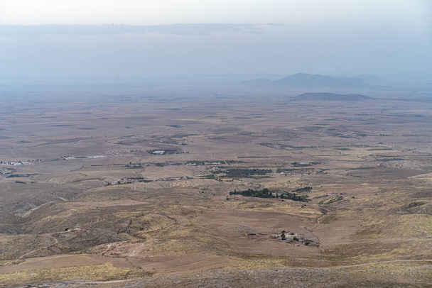 Вид з "EL GALA'A" названий: Югурта Таблеланд - Каїрська губернія - Туніс - Фото, зображення