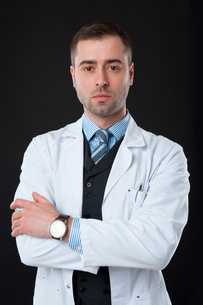 Doctor with crossed arms - Фото, зображення