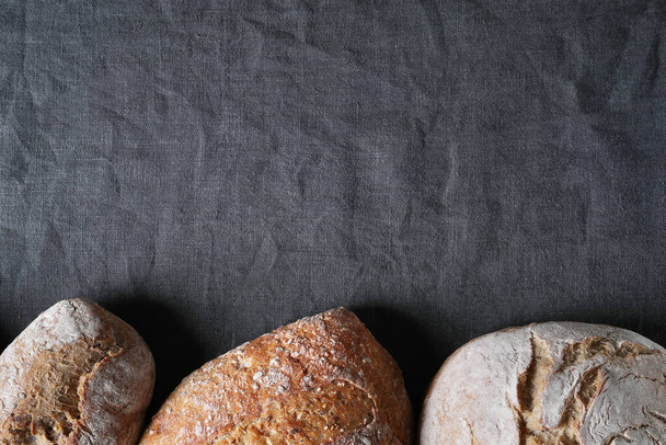 Bread loaf on the table - Zdjęcie, obraz