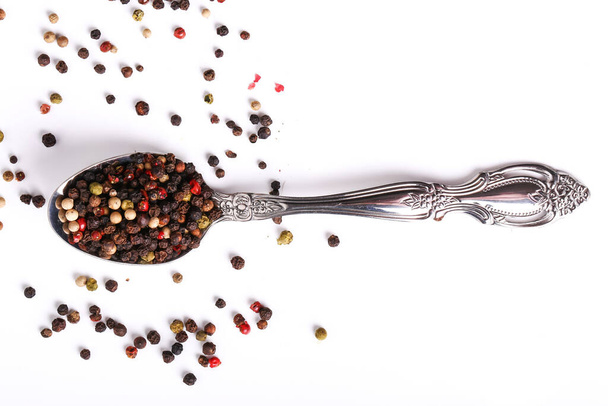 Heap of peppercorn on a white background - 写真・画像