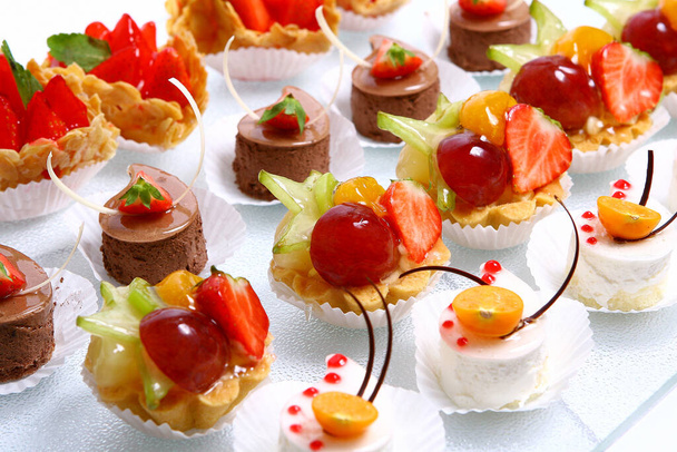snacks aislados sobre fondo blanco - Foto, Imagen