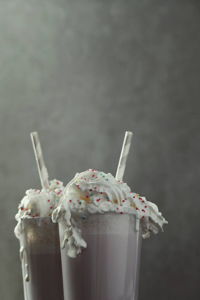 Drink. Milkshake on the table - Фото, зображення