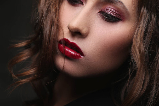 Beauty. Woman with red lipstick - Foto, immagini