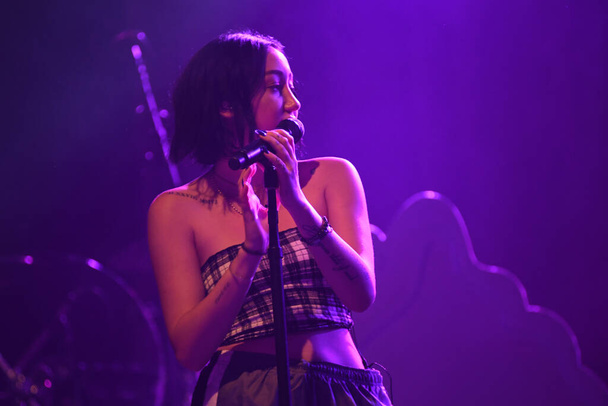 Noah Cyrus on her first tour performs at the Beacham in Orlando Florida on September 23, 2018 - Foto, Bild