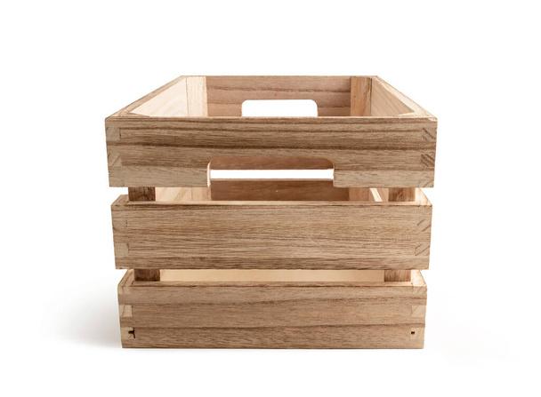 Caja de madera vacía, aislada del fondo blanco - Foto, Imagen
