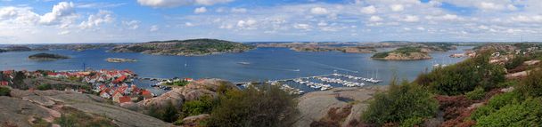 From Vetteberget Hill to Skerry Islands Around Fjallbacka On A Sunny Summer Day With Some Clouds In The Sky - Фото, зображення