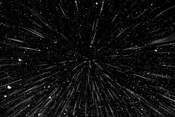Líneas blancas y manchas de Bokeh sobre fondo negro, abstracción, movimiento de luz de velocidad abstracta textura borrosa, partícula o espacio viajando, efecto de extrusión en blanco y negro - Foto, Imagen