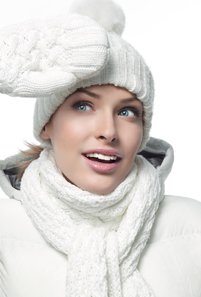 girl in winter clothes - Zdjęcie, obraz