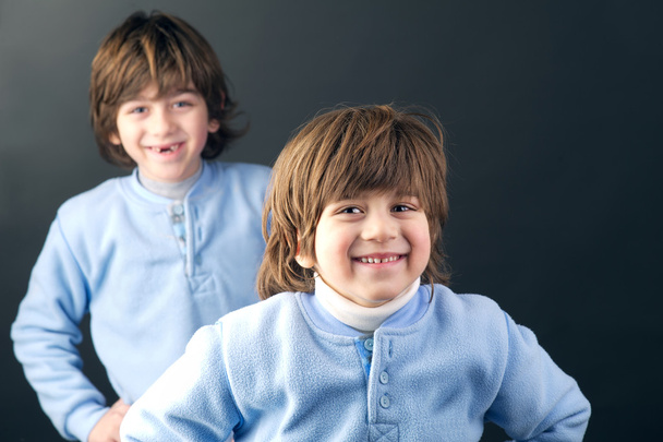 Two young brothers posing - Foto, immagini